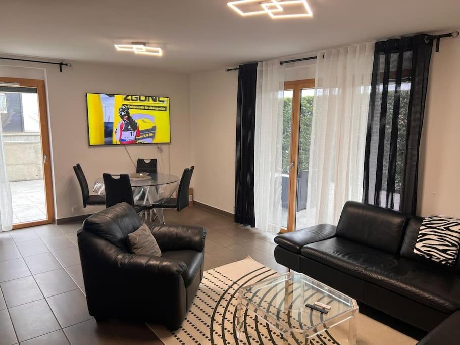 Appartement Red Jardin Tres Calme Saint-Louis (Haut-Rhin) Exterior foto